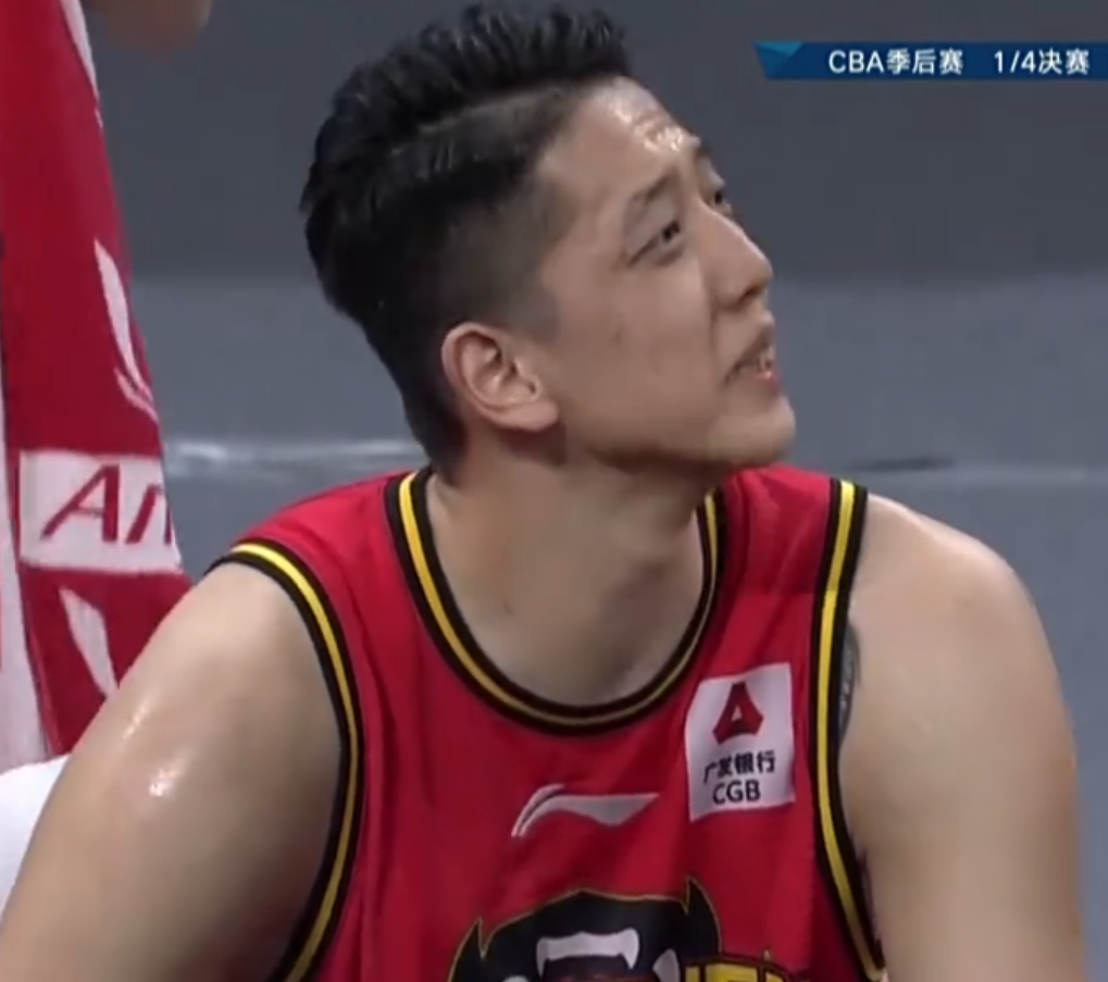 英雄联盟竞猜分部-多伦多猛龙赛前主帅复盘，志在CBA季后赛名次提升，质疑声仍在，赛程密集仍需轮换的简单介绍